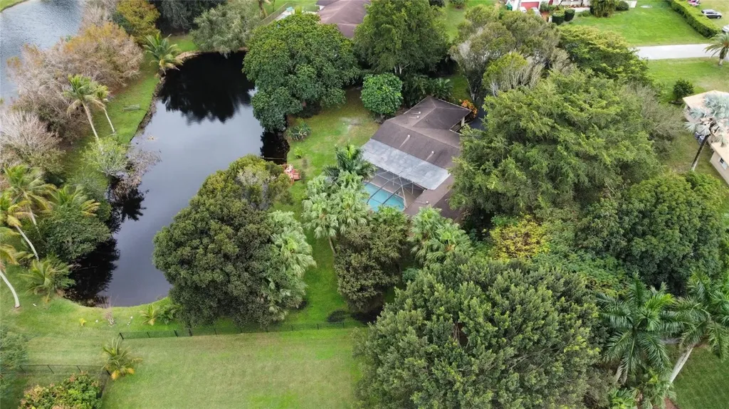 10800 SW 40th Court Davie FL 33328