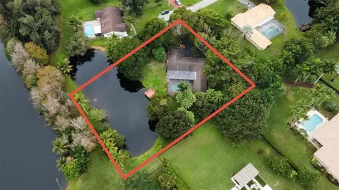 10800 SW 40th Court Davie FL 33328