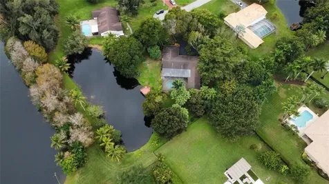 10800 SW 40th Court Davie FL 33328