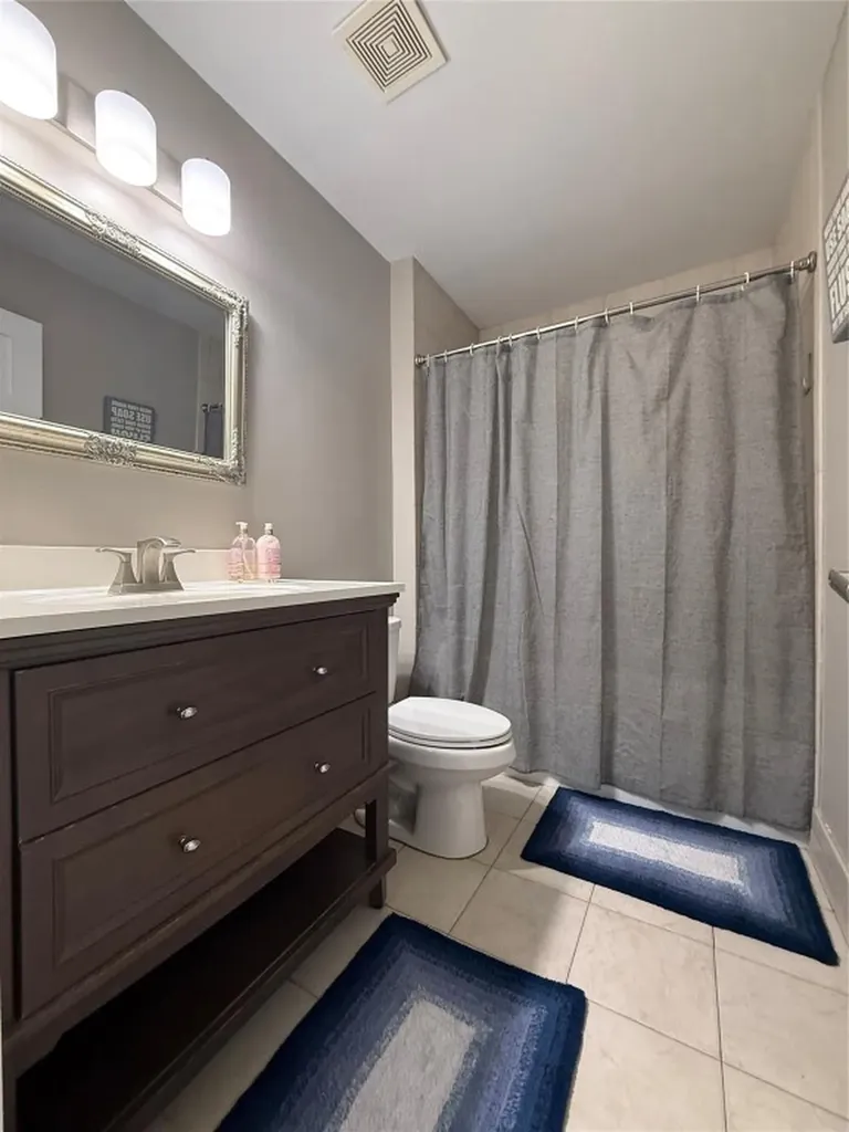 2702 E Orchard Circle Davie FL 33328