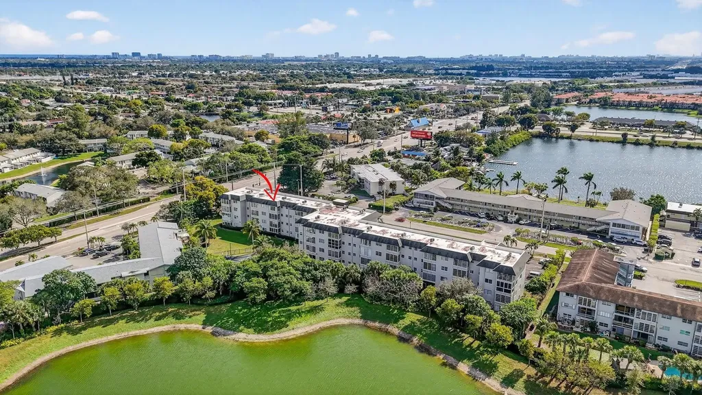 941 Crystal Lake Drive Deerfield Beach FL 33064