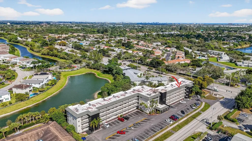 941 Crystal Lake Drive Deerfield Beach FL 33064