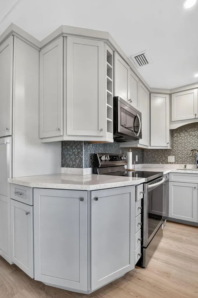 941 Crystal Lake Drive Deerfield Beach FL 33064