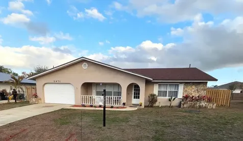 2471 SE Wald Street Port St Lucie FL 34984