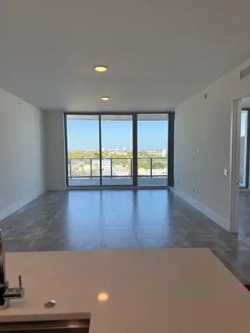 220 Lake Shore Drive West Palm Beach FL 33403