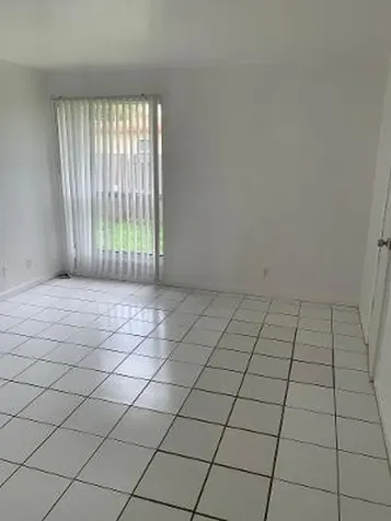 6215 SW 37th Court Davie FL 33314