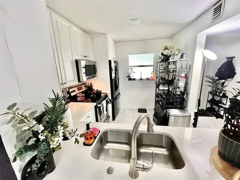 8301 Sands Point Boulevard Tamarac FL 33321
