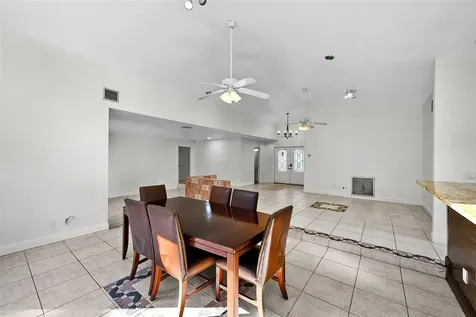 11136 NW 1st Place Coral Springs FL 33071