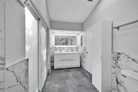 11136 NW 1st Place Coral Springs FL 33071