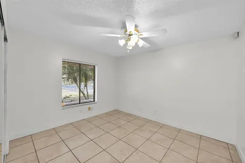 11136 NW 1st Place Coral Springs FL 33071