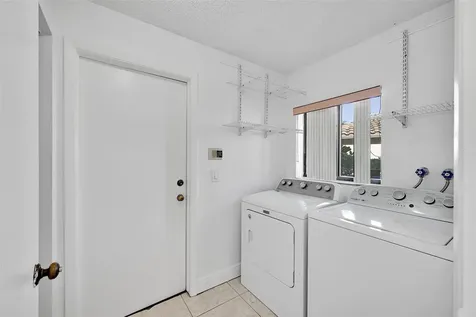 11136 NW 1st Place Coral Springs FL 33071