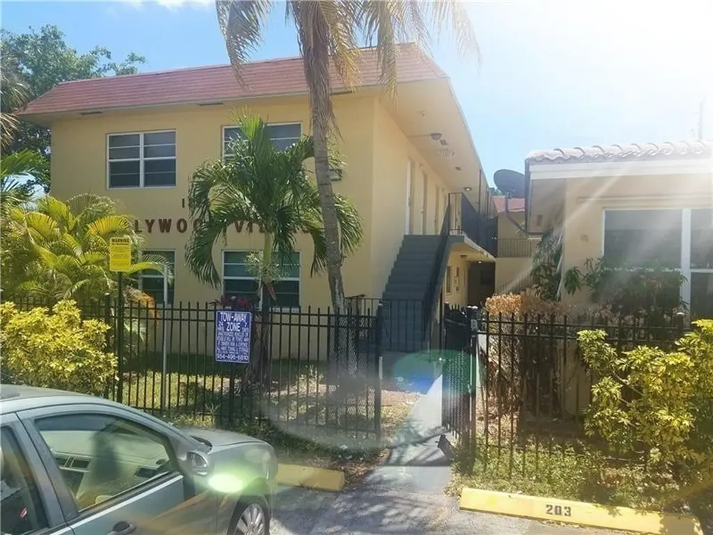 1826 Johnson Street Hollywood FL 33020