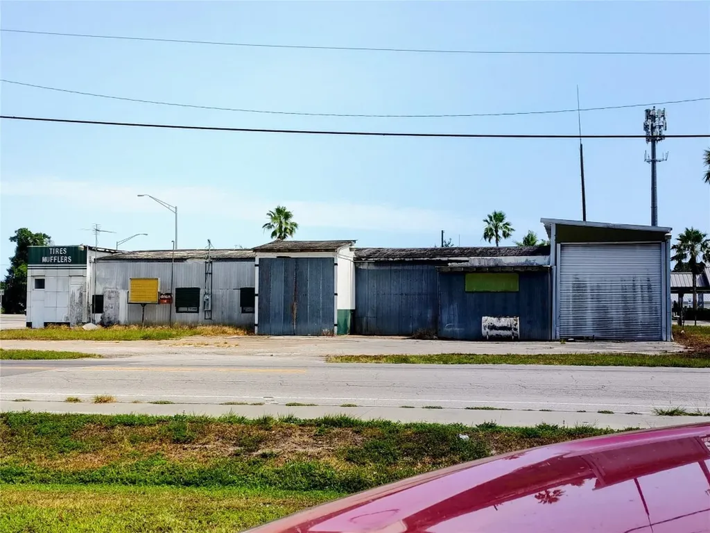 805 N Parrott Avenue Okeechobee FL 34972