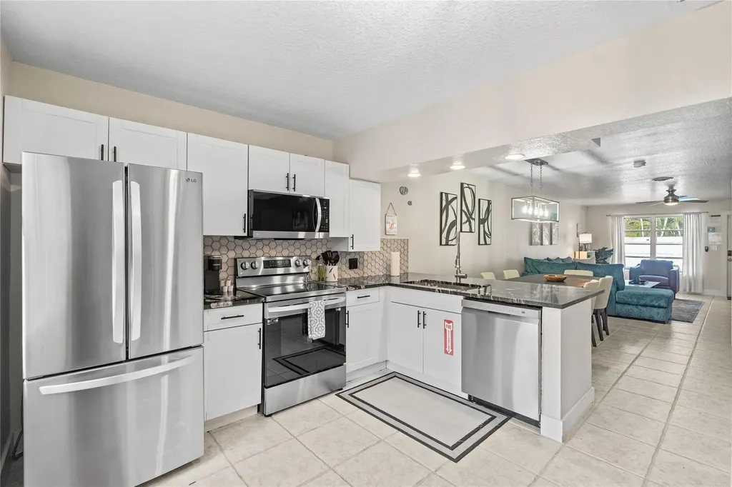 1518-1520 NE 51st Street Fort Lauderdale FL 33334