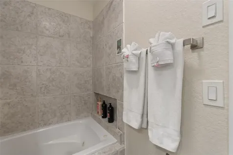 1518-1520 NE 51st Street Fort Lauderdale FL 33334