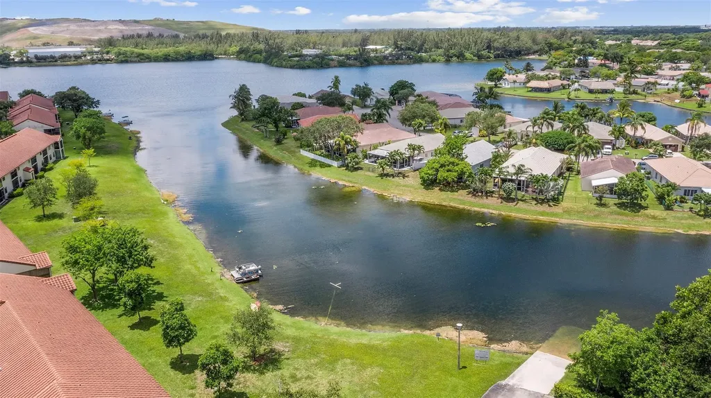 405 Liberty Court Deerfield Beach FL 33442