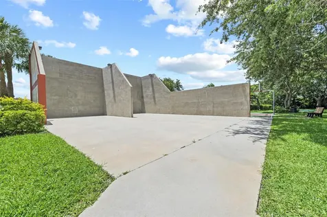 405 Liberty Court Deerfield Beach FL 33442