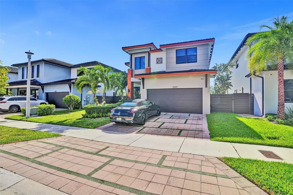 15501 NW 88th Avenue Miami Lakes FL 33018