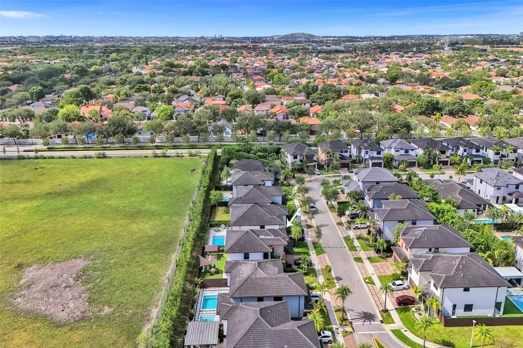 15501 NW 88th Avenue Miami Lakes FL 33018