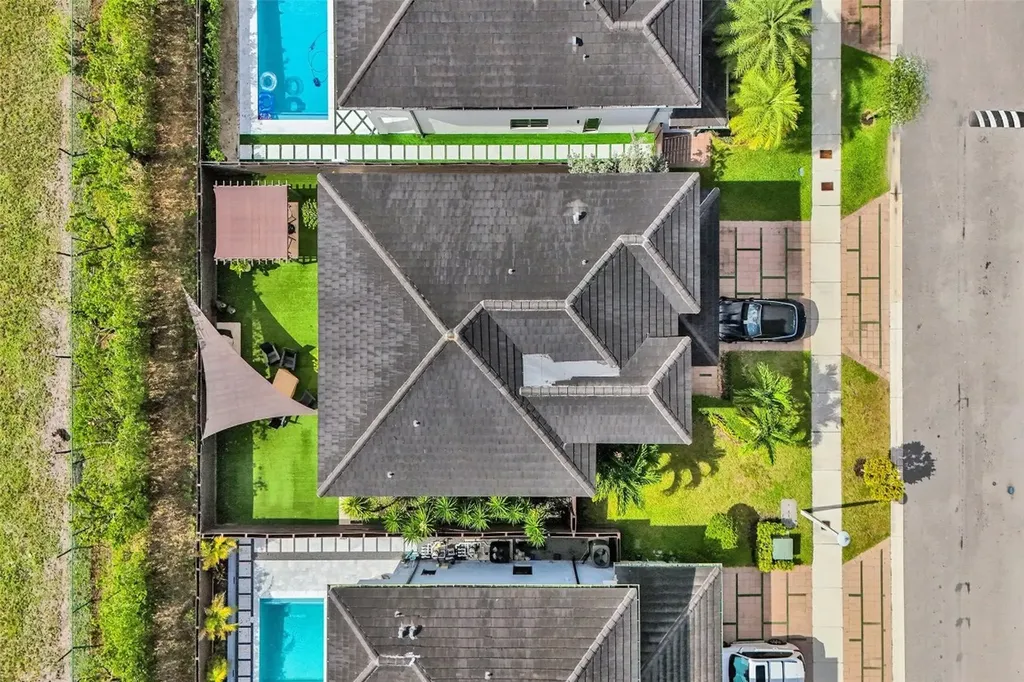 15501 NW 88th Avenue Miami Lakes FL 33018