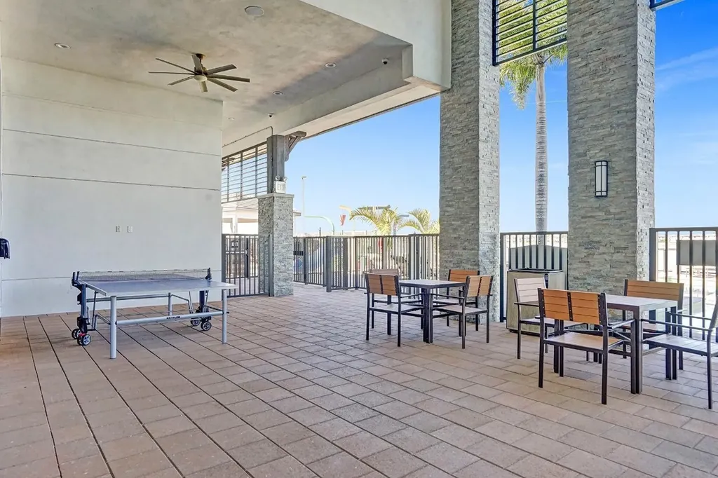 15501 NW 88th Avenue Miami Lakes FL 33018