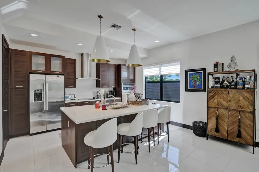 15501 NW 88th Avenue Miami Lakes FL 33018