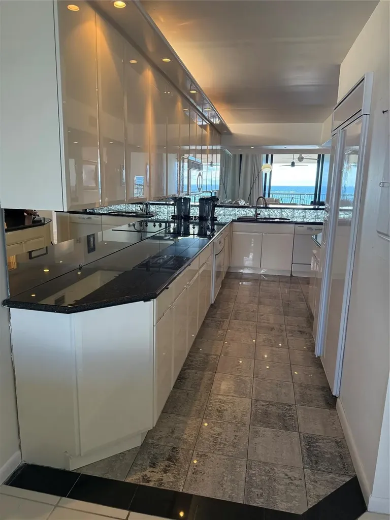 520 N Ocean Boulevard Pompano Beach FL 33062