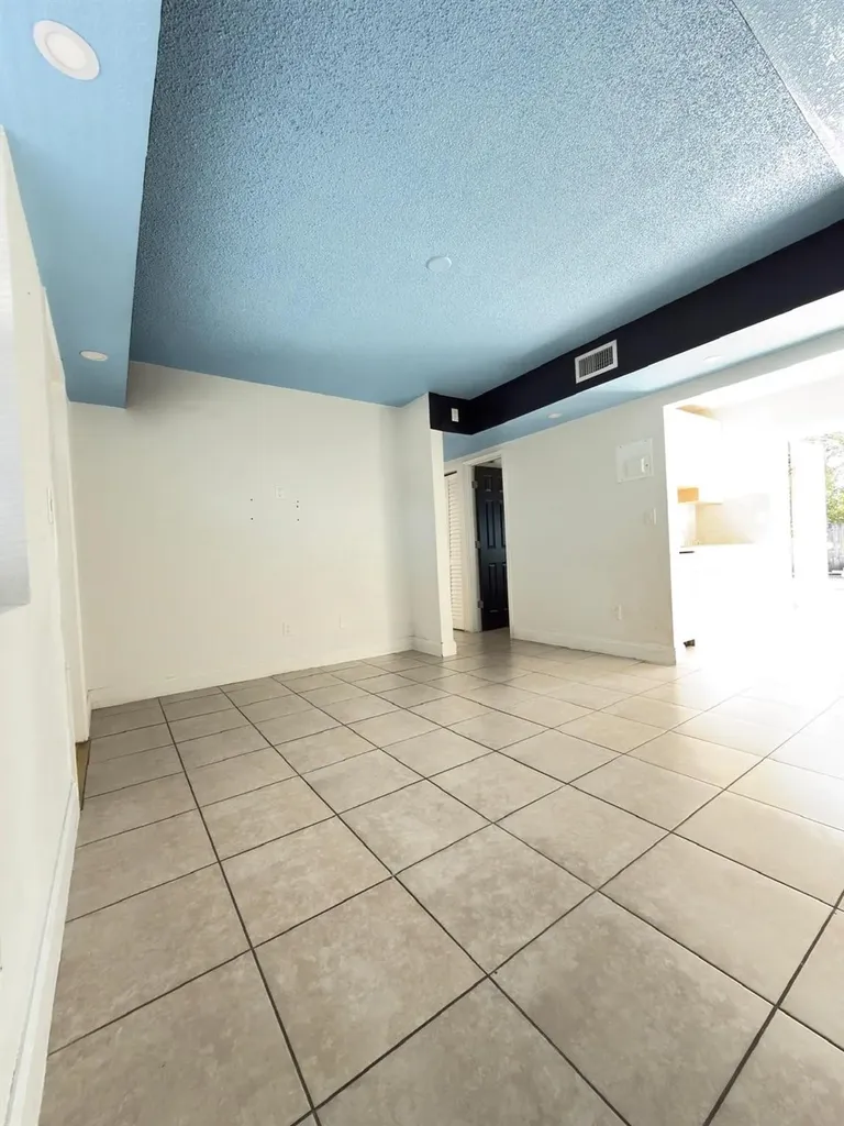 1832 NE 49th Street Pompano Beach FL 33064