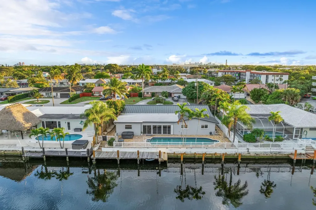 1421 NE 54th Street Fort Lauderdale FL 33334