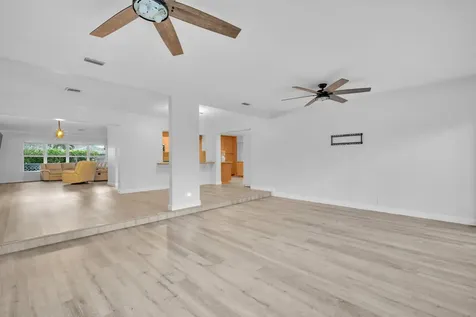 1421 NE 54th Street Fort Lauderdale FL 33334