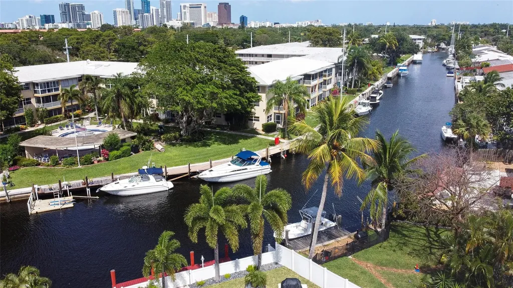 1240 SW 13th Circle Fort Lauderdale FL 33315