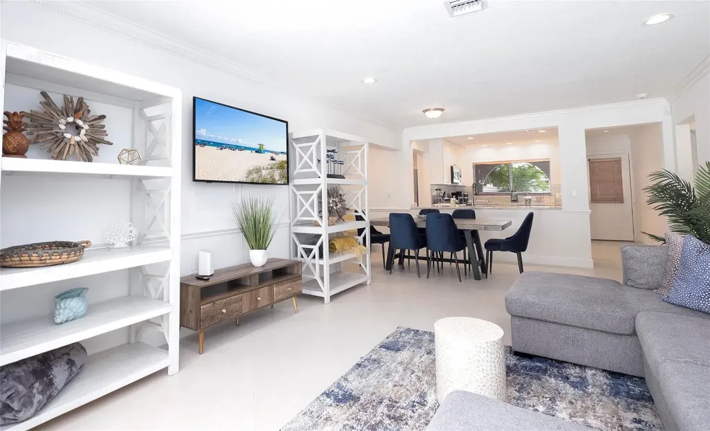 1240 SW 13th Circle Fort Lauderdale FL 33315