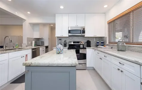 1240 SW 13th Circle Fort Lauderdale FL 33315