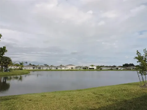 836 Persimmon Place Fort Pierce FL 34981