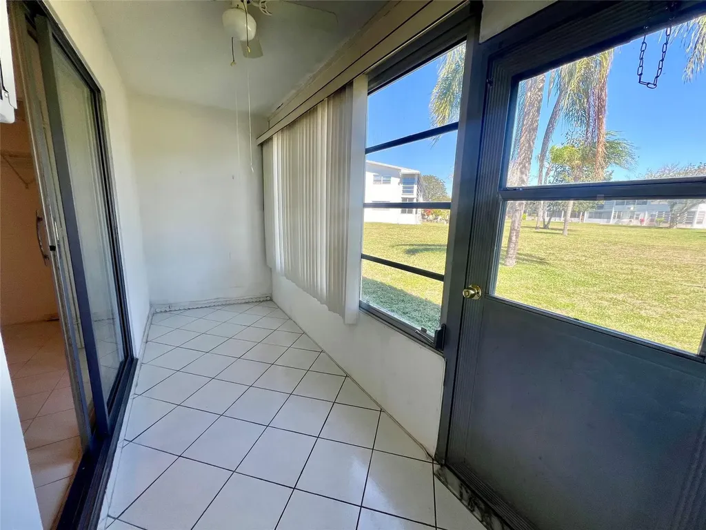 111 Oakridge I Deerfield Beach FL 33442