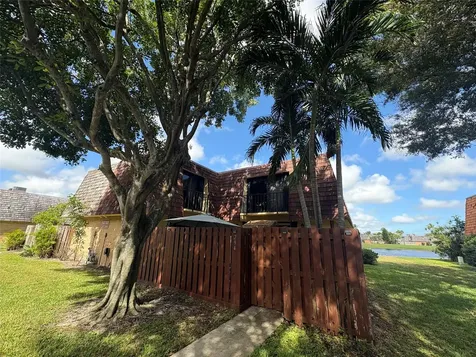 294 Arabian Road Palm Springs FL 33461