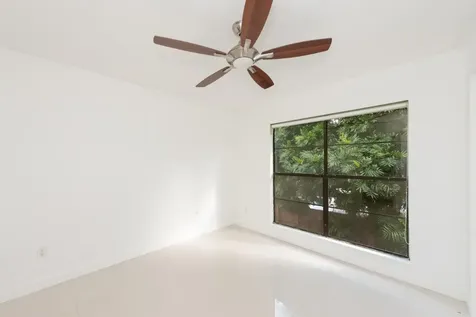 6604 SW 114th Place Miami FL 33173