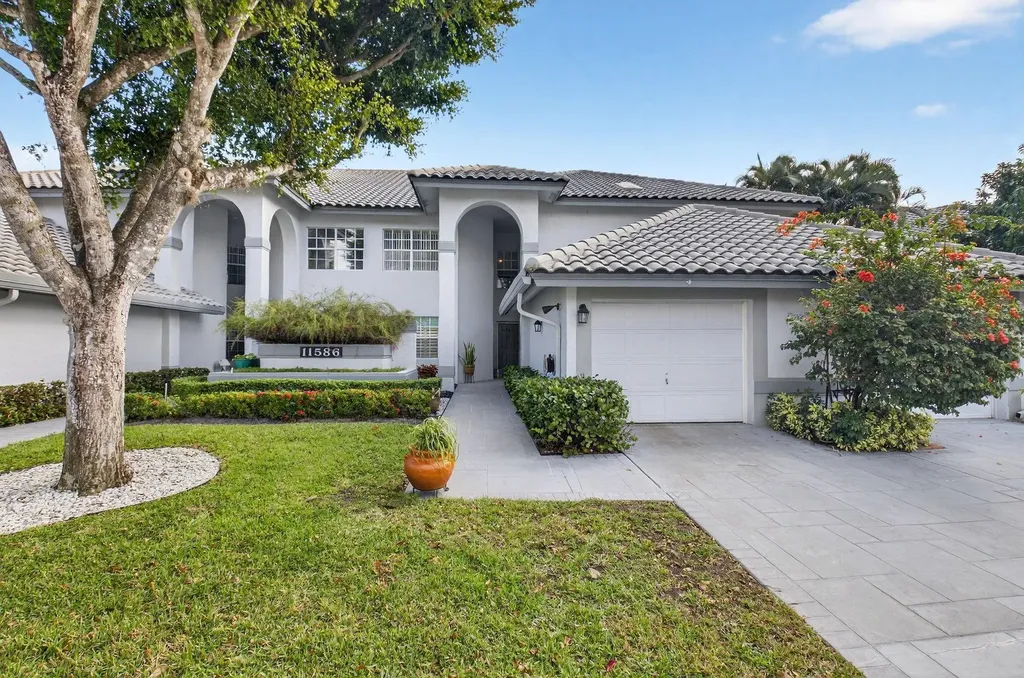 11586 Briarwood Circle Boynton Beach FL 33437