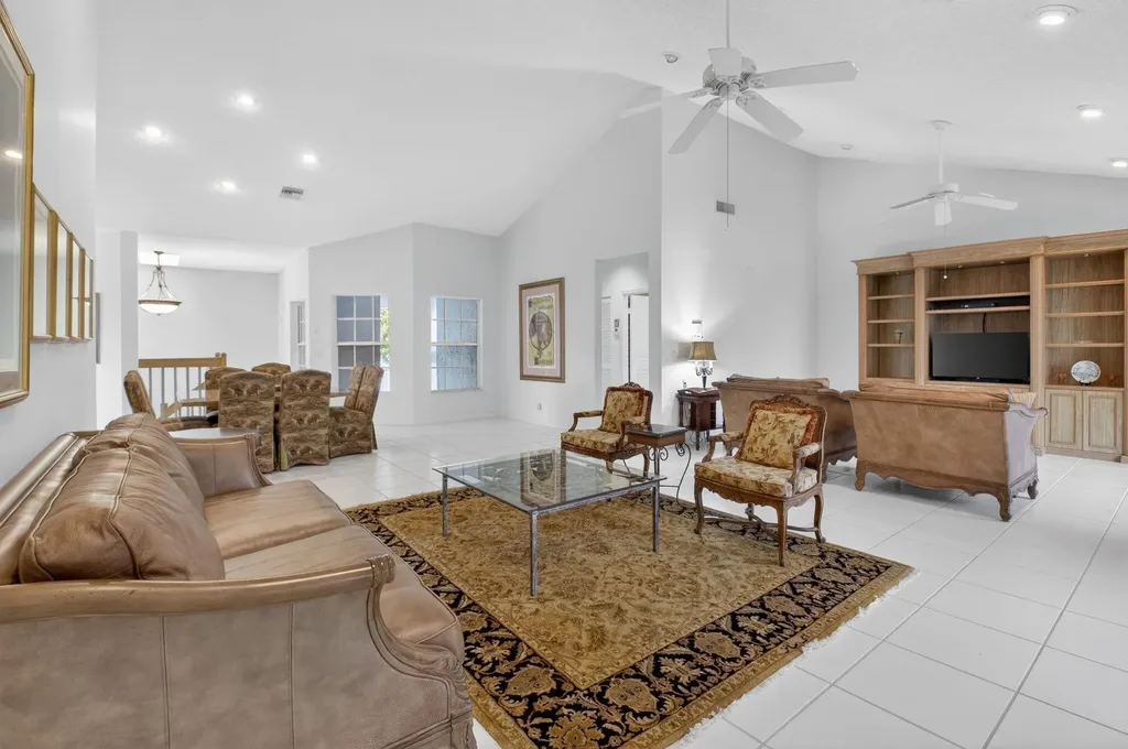 11586 Briarwood Circle Boynton Beach FL 33437