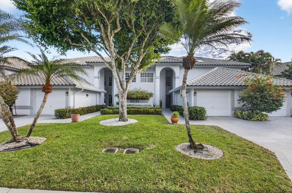 11586 Briarwood Circle Boynton Beach FL 33437