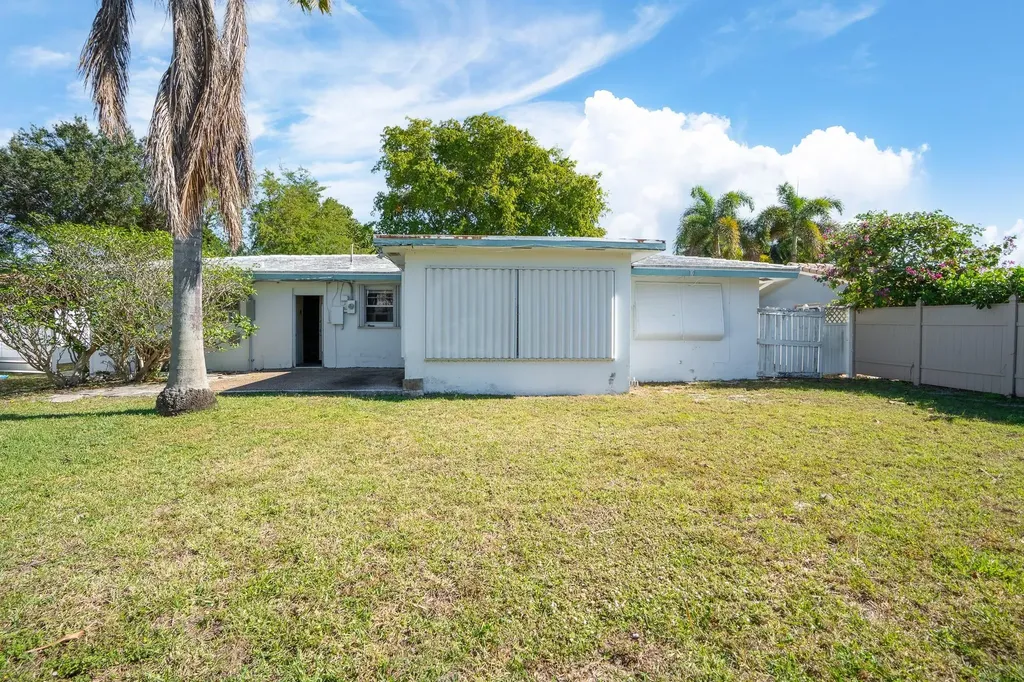 1941 NE 28th Avenue Pompano Beach FL 33062