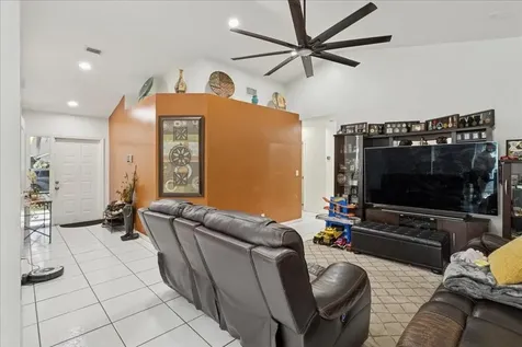 5150 NW 75th Avenue Lauderhill FL 33319