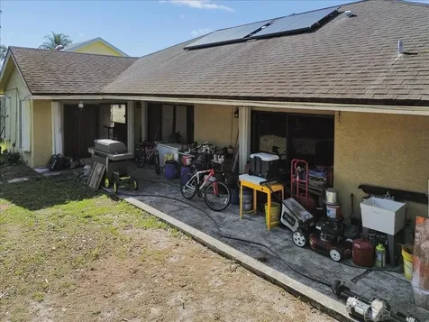 5150 NW 75th Avenue Lauderhill FL 33319
