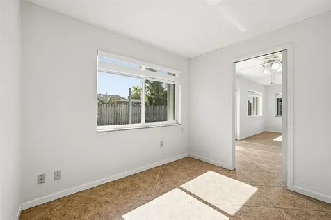 9310 NW 26th Street Sunrise FL 33322