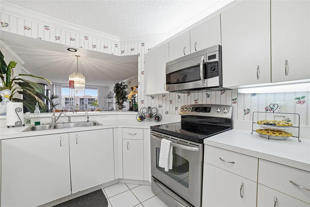 7770 Trent Drive Fort Lauderdale FL 33321