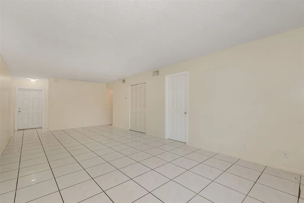 10201 NW 35th Street Coral Springs FL 33065