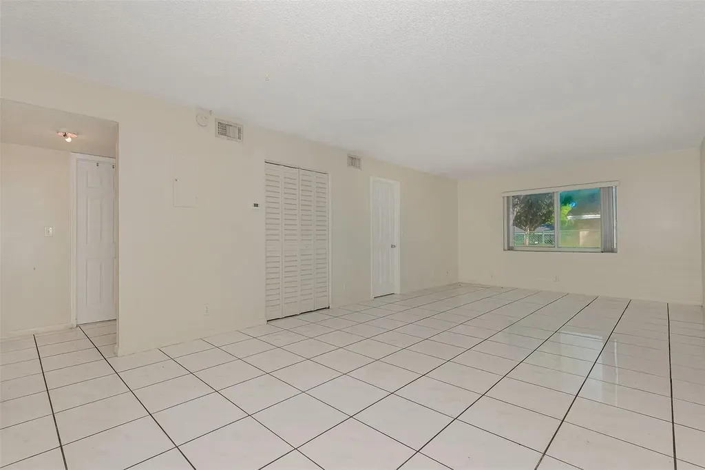 10201 NW 35th Street Coral Springs FL 33065