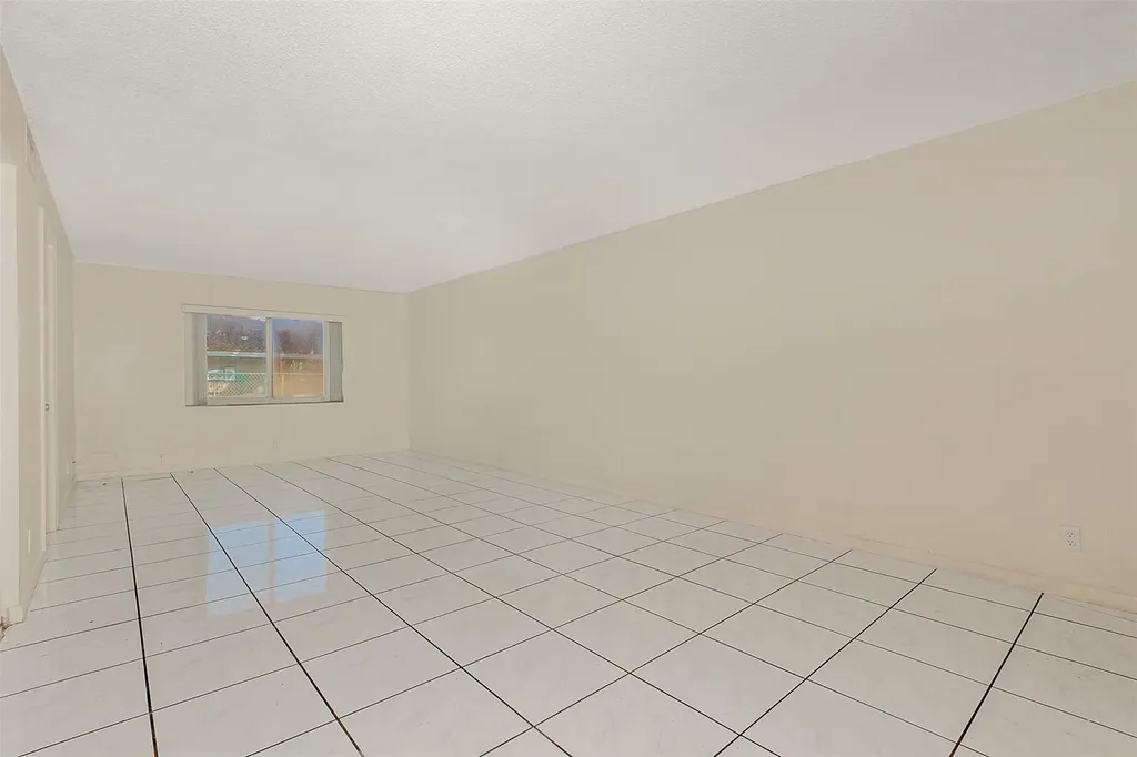 10201 NW 35th Street Coral Springs FL 33065