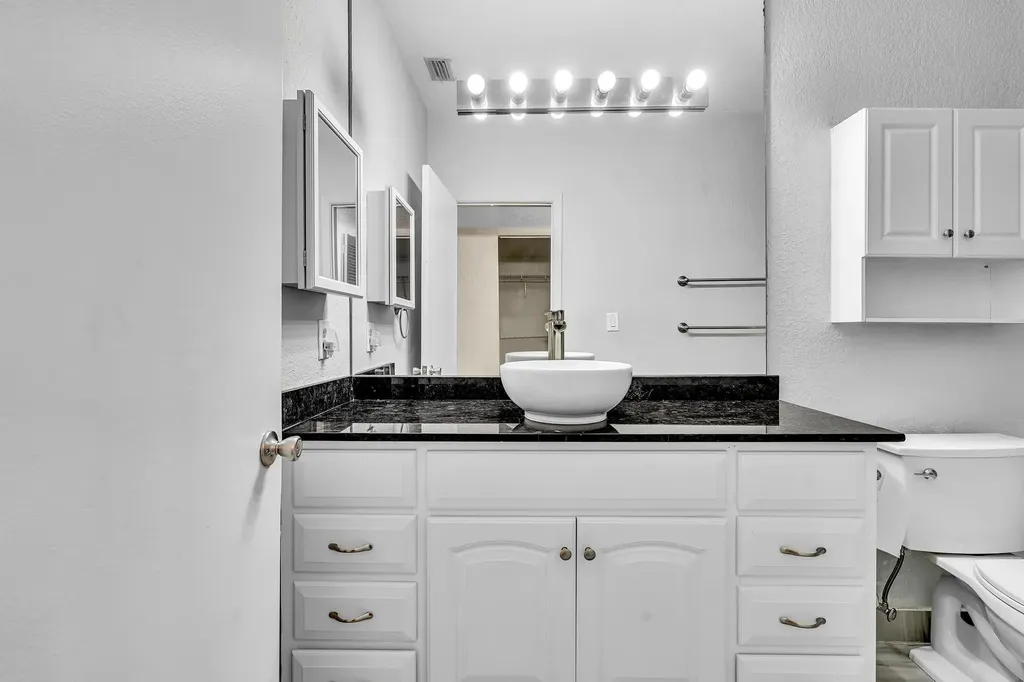 10240 NW 33rd Place Sunrise FL 33351