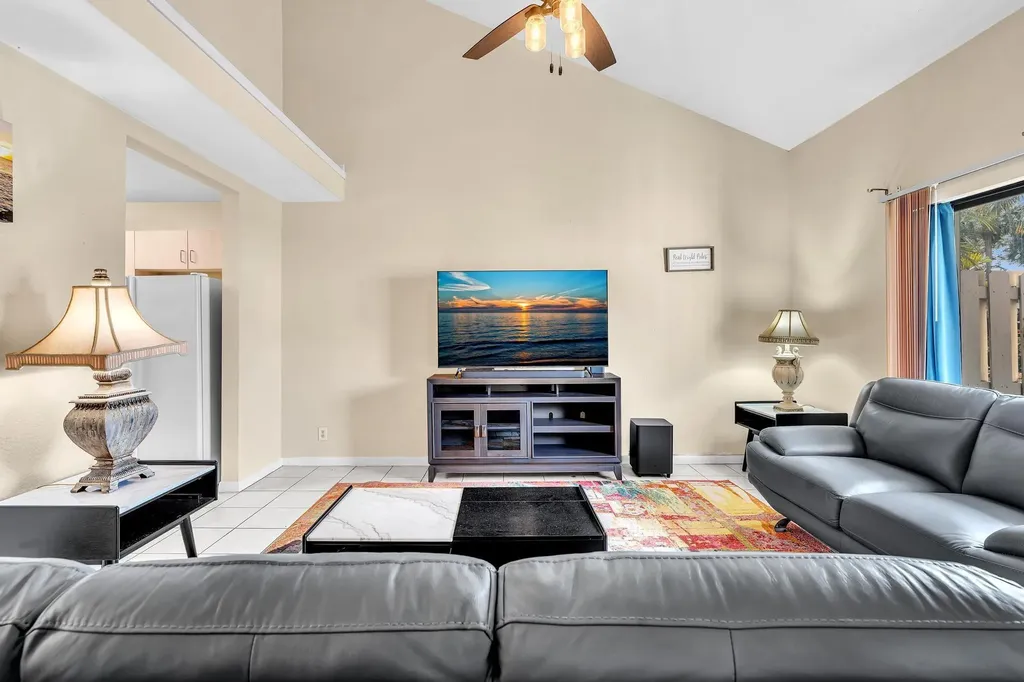 10240 NW 33rd Place Sunrise FL 33351